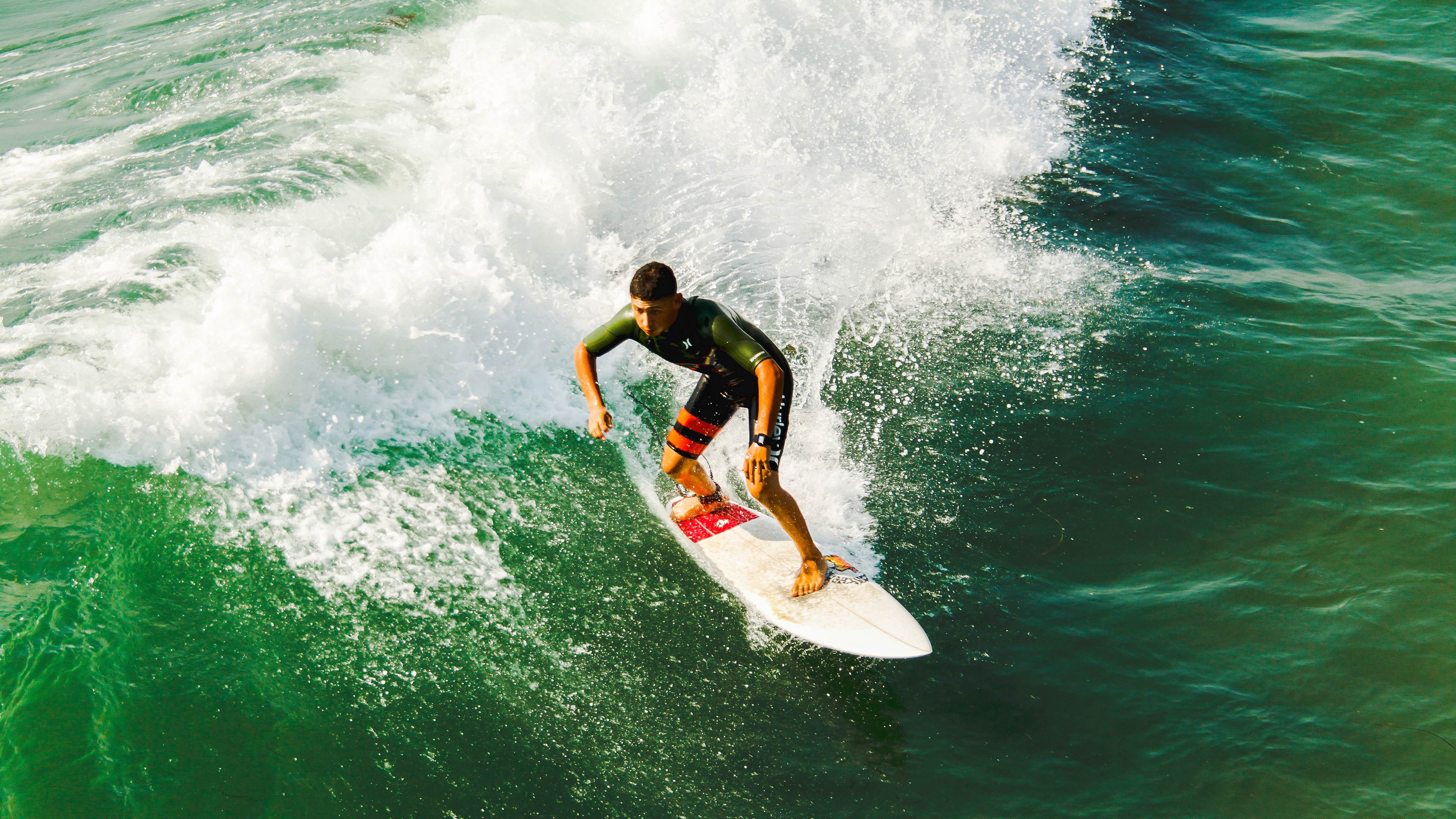 世界杯预选赛次回合对决在即!上海申花演练定位球,北京首钢密集防守应对